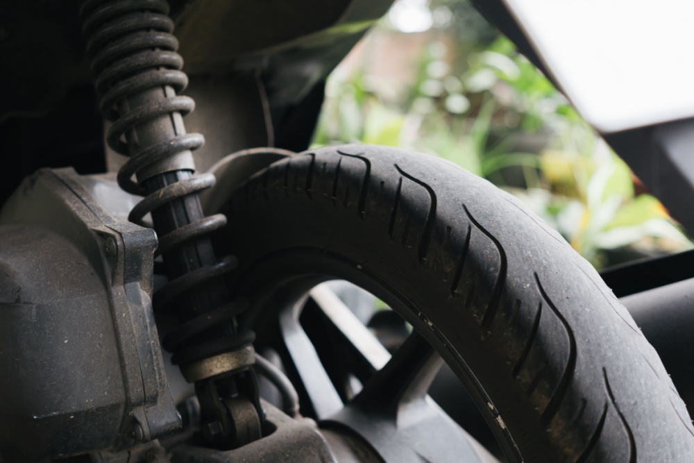 prepping the tires